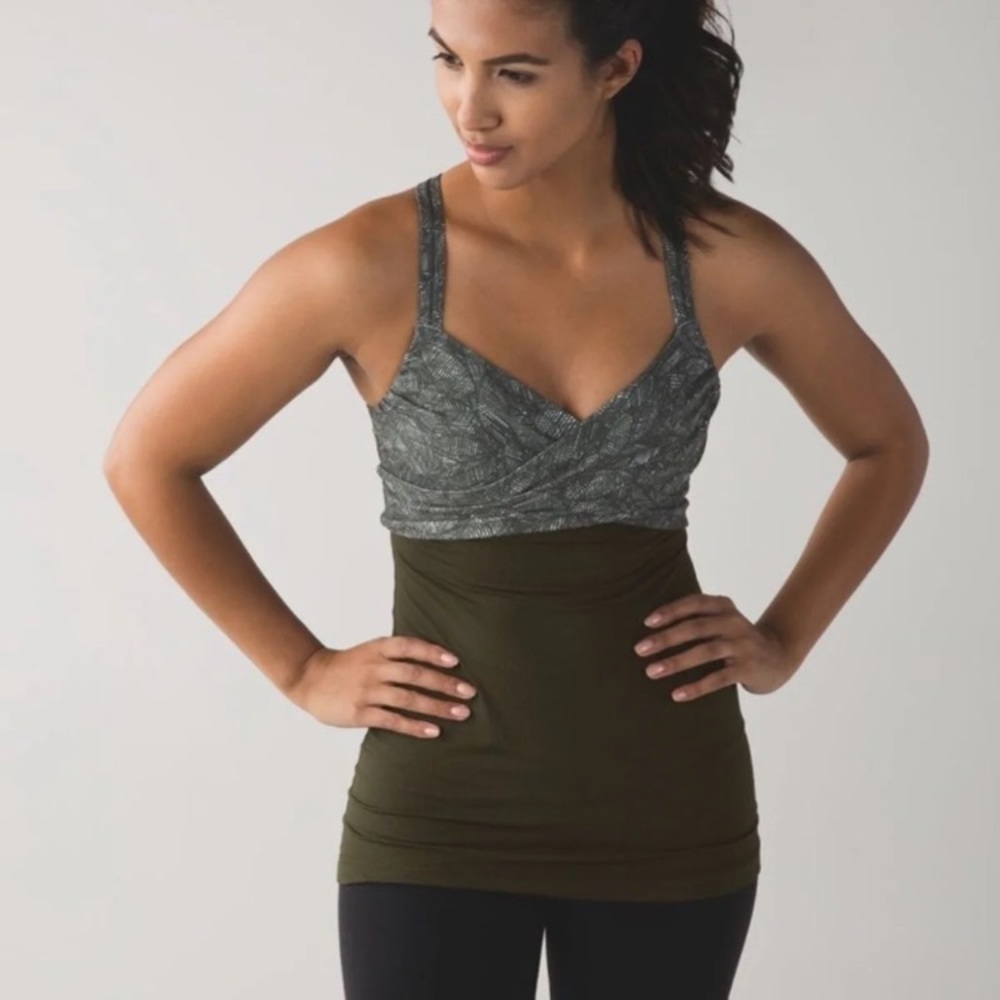Lululemon athletica tank top size 2 NWOT